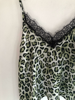 Musculosa animal print Zhoue - comprar online