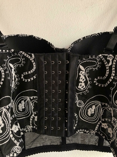 Corset bandana en internet