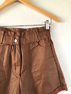 Short engomado marron - comprar online