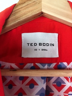 Blazer rojo Ted Bodin conjunto en internet