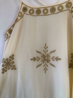 Vestido blanco bordado BC en internet