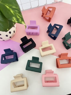 BROCHES COLORES