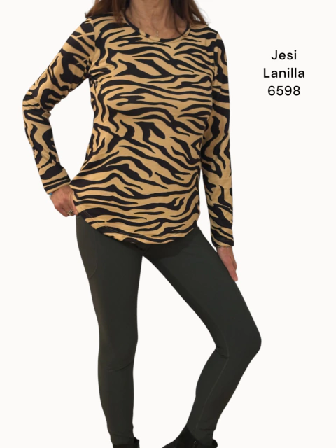 REMERA JESI - comprar online