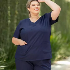 Scrubs Conjunto Hospitalar Feminino Básico plus size - comprar online