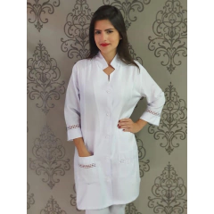 Jaleco feminino gabardine manga 3/4 com aplicação de renda entremeios cod.128C na internet