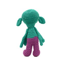 Boneco alienígena em amigurumi - Art Familiar Artesanato
