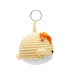 Baleia com lacinho em amigurumi - loja online