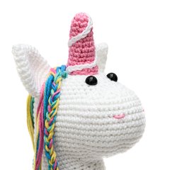 Unicórnio asas bordadas em amigurumi na internet
