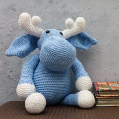 Alce em amigurumi - comprar online
