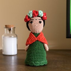 Imagem do Boneca Frida Kahlo média em amigurumi