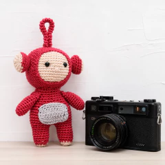 Boneco Teletubbies vermelho em amigurumi na internet
