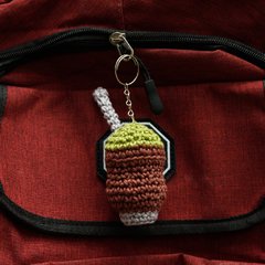Chaveiro mini cuia em amigurumi na internet