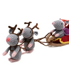 Trenó de Natal com ratinhos em amigurumi - comprar online