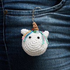 Chaveiro unicórnio pequeno em amigurumi - comprar online