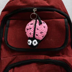 Chaveiro joaninha em amigurumi - comprar online