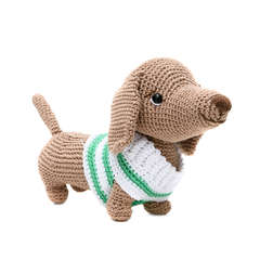 Cachorro linguicinha em amigurumi