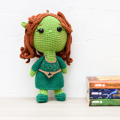 Fiona Em amigurumi - comprar online