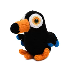 Tucano médio em amigurumi