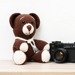 Urso Marrom de Manta em Amigurumi - comprar online