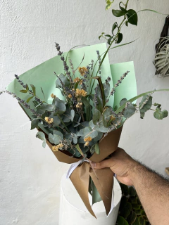 Buquê aromático - 4 ervas lá - Seu Flor