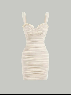 Vestido Off White. na internet