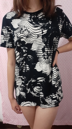 T-shirt Black and White