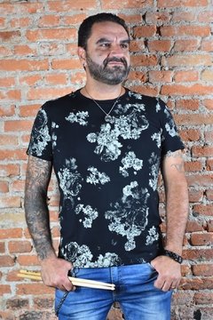 T-shirt flores douradas - comprar online