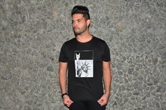 T-shirt Estátua