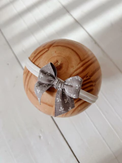 Laço Dália - cor cinza