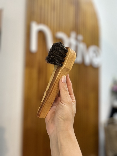cepillo facial para cepillado en seco con cerdas naturales “Korean Root” - comprar online
