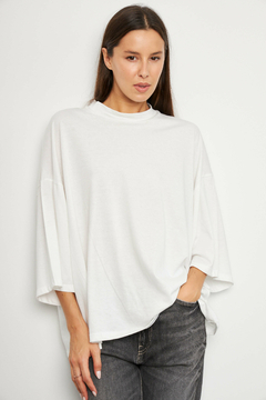 REMERA NAPLES BOXY OVERSIZE