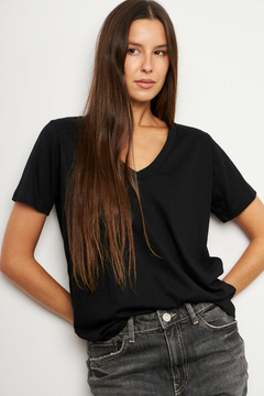 REMERA ARLES - JUVIA