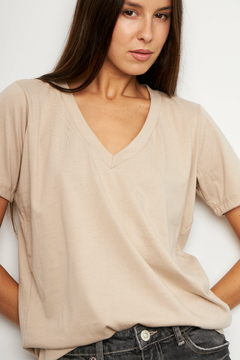 REMERA ARLES - JUVIA