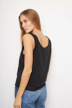 MUSCULOSA OVERSIZE SOBOL ALGODON PESADO - JUVIA