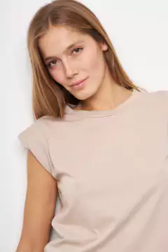 MUSCULOSA PIMA CON HOMBRERAS - tienda online