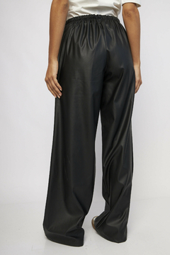 PANTALON ECOCUERO MIDI en internet