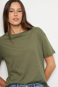 REMERA FOLK ALGODON PIMA - JUVIA