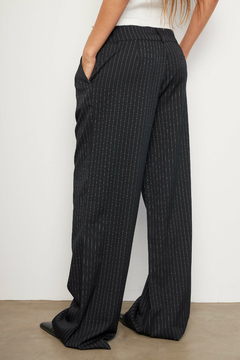 PANTALON SASTRERO RAYADO ROGEL en internet