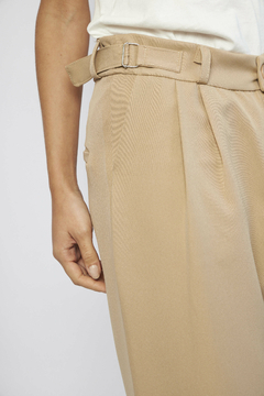 PANTALON HEBILLA PINETO