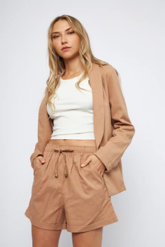 SHORT LINO IRINA en internet