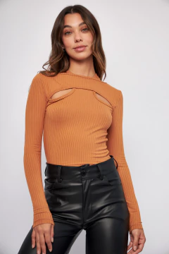 REMERA PREMIATA - JUVIA