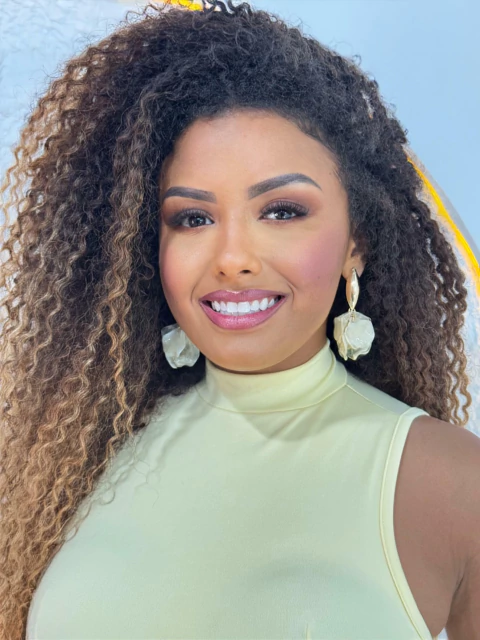 Brinco Dourado Pétala - comprar online