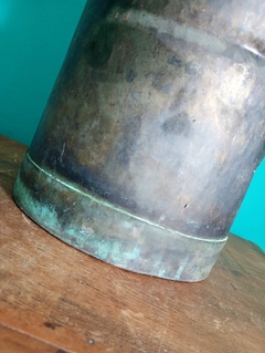 Imagem do Antigo latão para leite em cobre 10 l