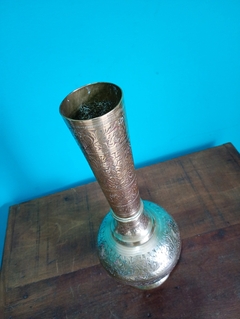 Antigo e lindsissimo Vaso em bronze Indiano - Achados e Encantos