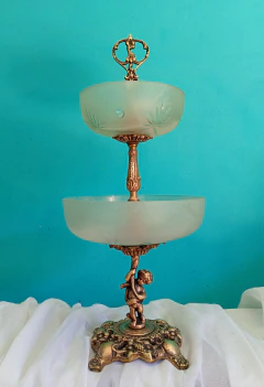 Antiga Fruteira / doceira com 2 Andares Bronze E Vidro Fosco Lapidado - Achados e Encantos Antiguidade 