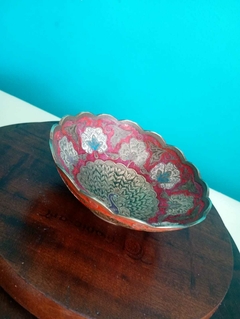 Antiga tigela / Bowl em bronze policromado Indiano Com pavão ao centro