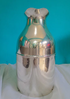 Antiga Jarra Térmica Trator Prata 1 Litro - Achados e Encantos Antiguidade 