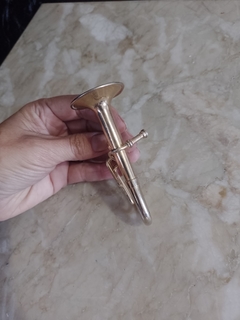 Antigo Eufônio Decorativo em Metal na internet