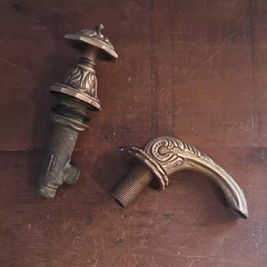 Antiga Torneira com Bica Vitoriana em Bronze Maciço