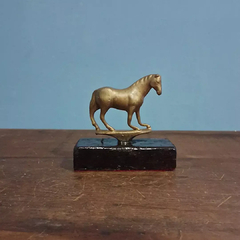 Estatueta em Bronze em Forma de Cavalo